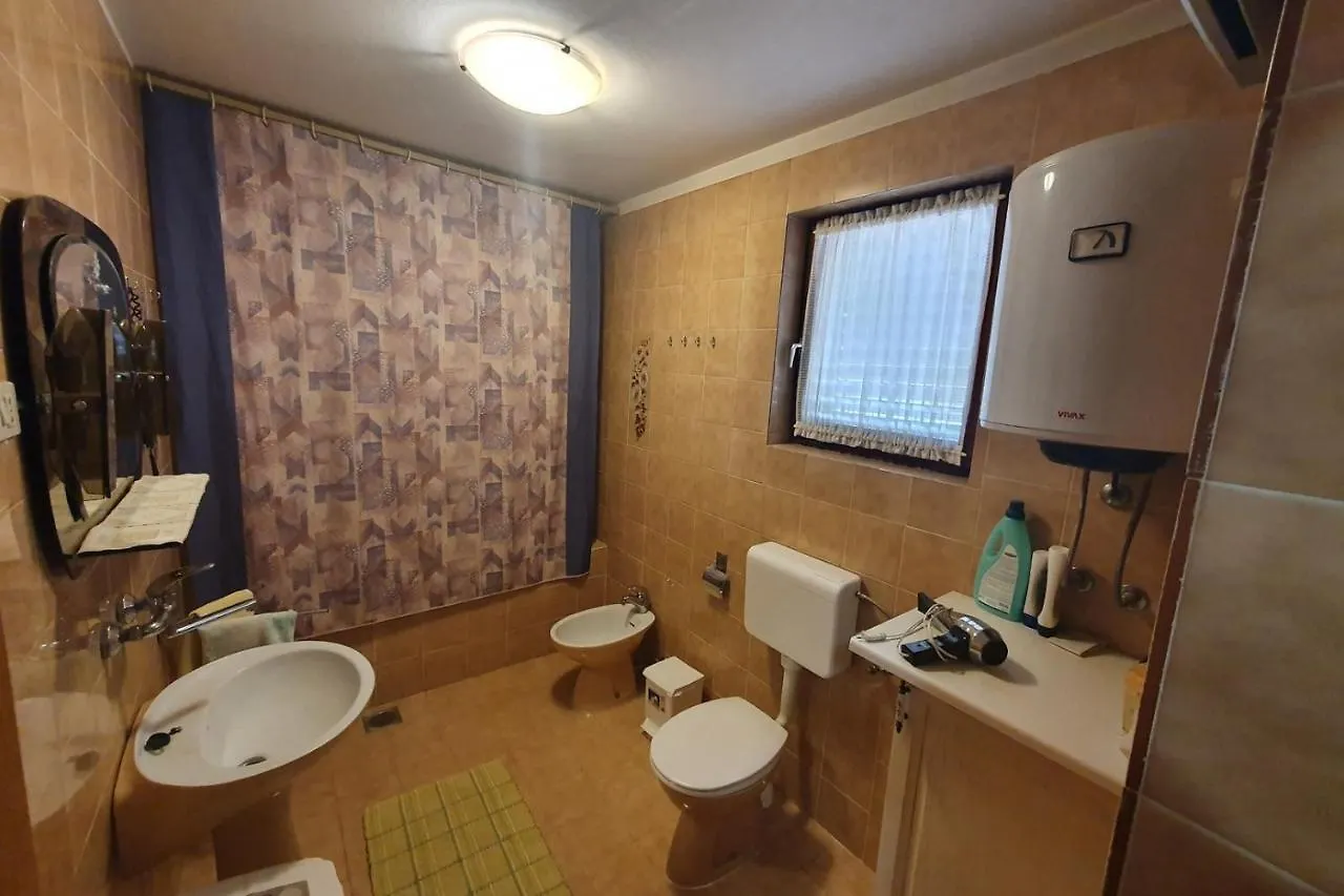 Apartment Zdenka For Max 2 Persons In Vrsar Center Close To Sea